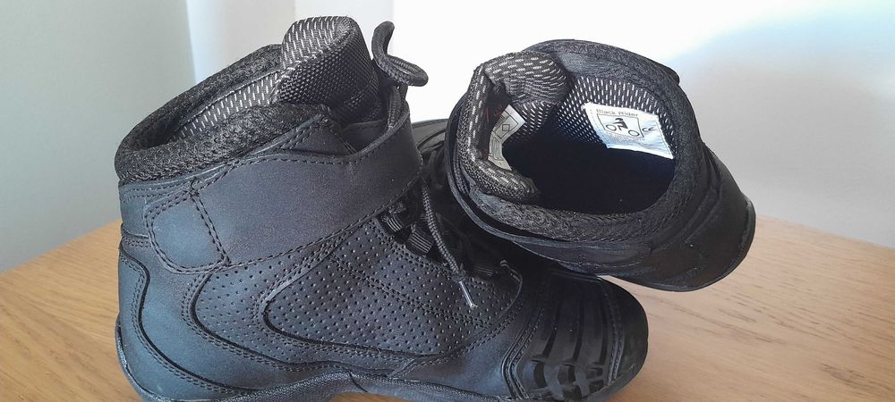 Botas de moto: Modeka Black Rider