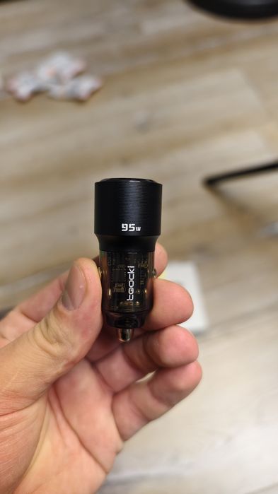 Зарядні пристрої для автомобілів