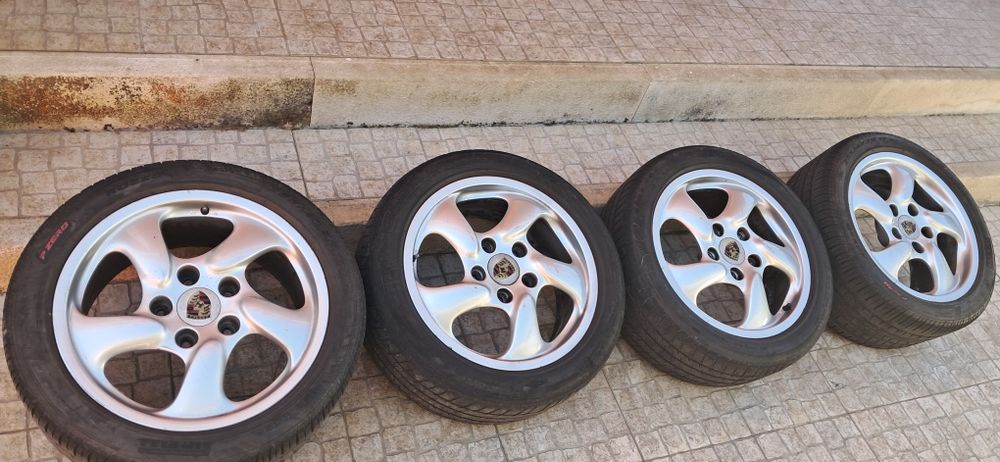 2 jogos Jantes 16  e 17 Porsche