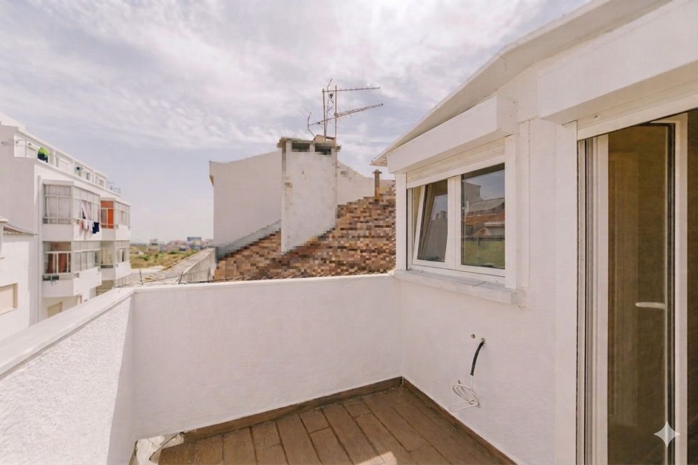 Apartamento T1 Remodelado em Santa Clara, Lisboa – Oportunidade Única com Potencial T2 — Santa Clara, Lisboa