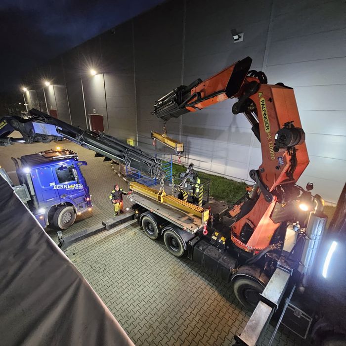Relokację maszyn przemysłowych transport usługi hds dźwigowe 40 t 36m