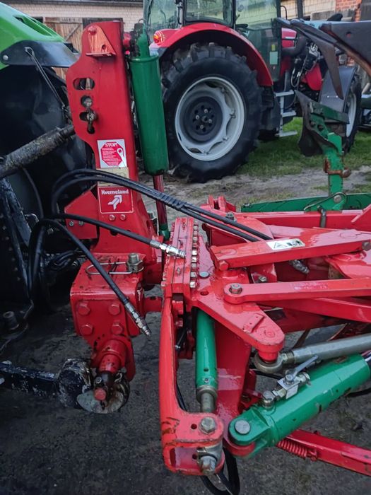 Pług Kverneland EG 100 resor