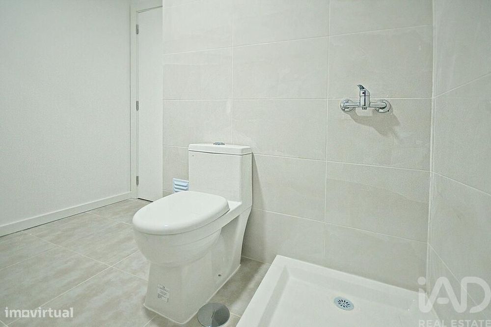 Apartamento T3 em Amora de 97,00 m2