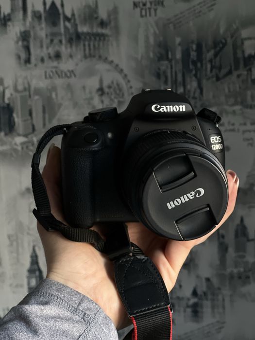 Фотоаппарат Canon EOS 1300D
