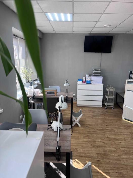 Оренда робочого місця для майстра манікюру ХТЗ