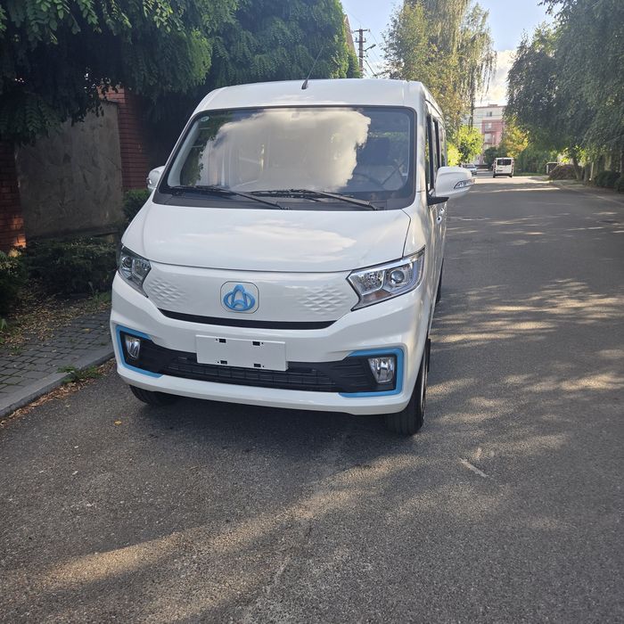 Електробус  грузопассажир