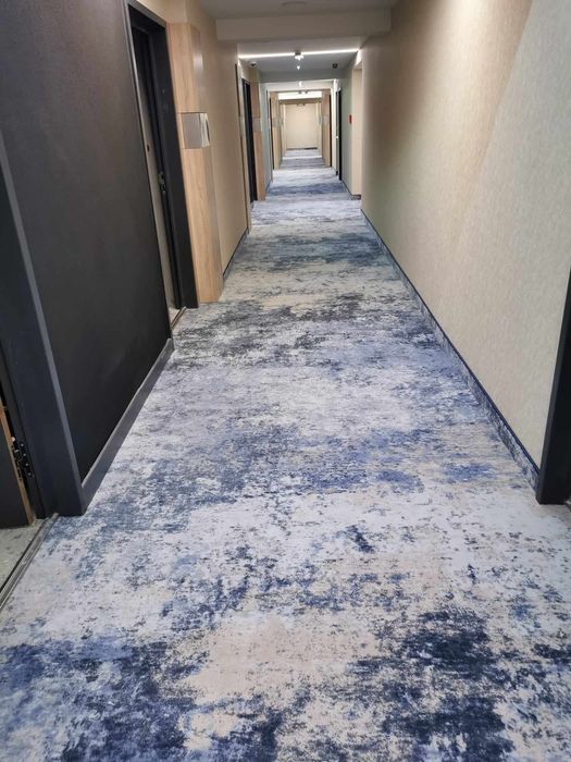 Montaż wykładzin dywanowych, paneli  laminowanych oraz LVT