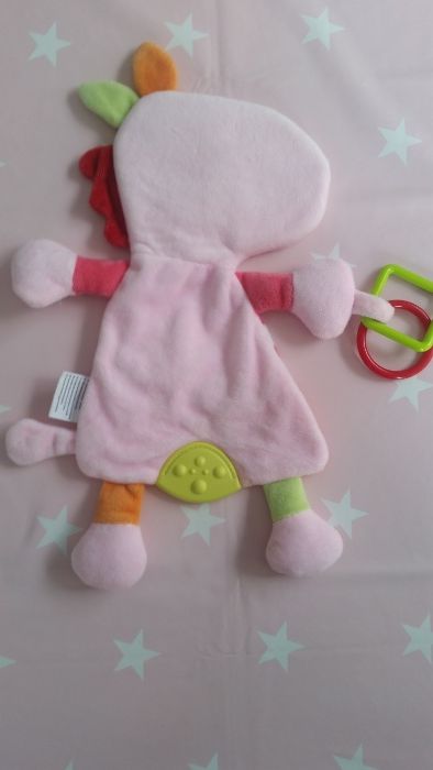 Zabawka dla niemowlaka, szeleszcząca sukienka, gryzak. Lekka.