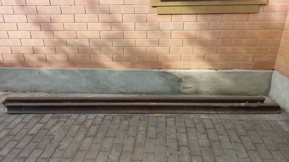 Металеві рельси 2 штуки