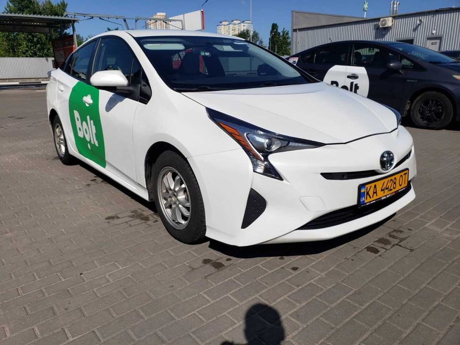 Робота на ліцензованому авто Toyota Prius 50. ЗП виплати щодня!