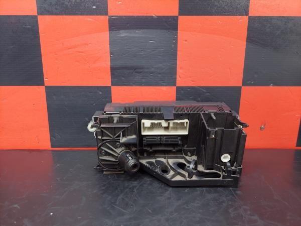 Comando chauffage / sofagem VOLKSWAGEN Touran (1T)