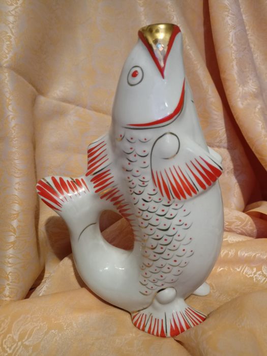 Karafka ryba porcelana połonne