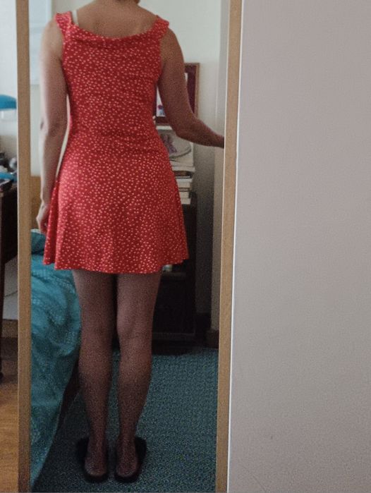 Vestido vermelho com bolinhas brancas (S)