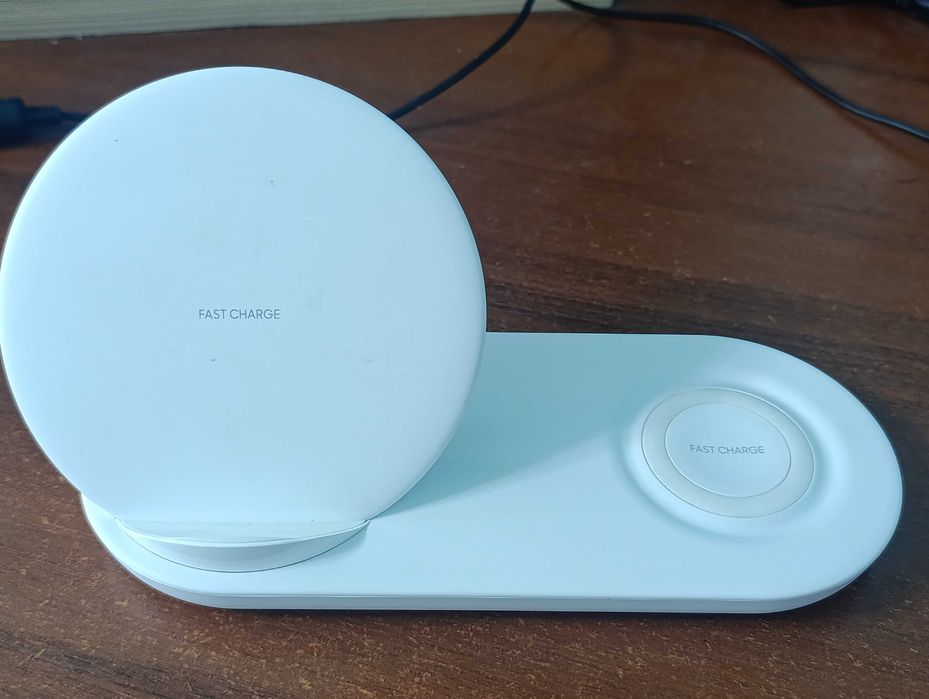 Бездротовий зарядний пристрій Samsung EP-N6100