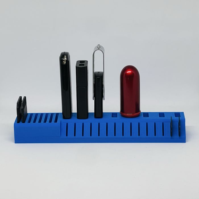 Suporte p/ Pen USB + Cartões de memoria