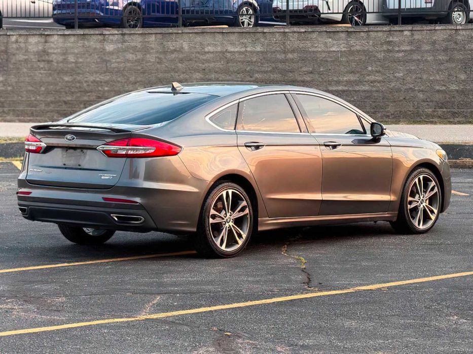 Ford Fusion Titanium      2019