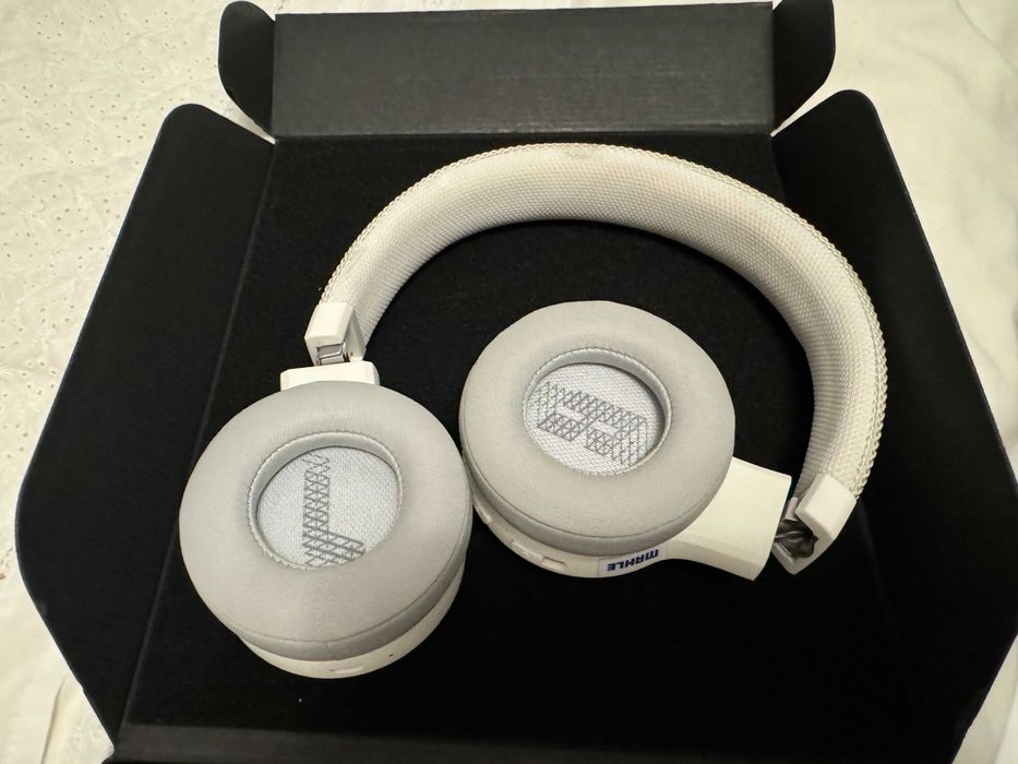 Słuchawki JBL LIVE 400BT Białe