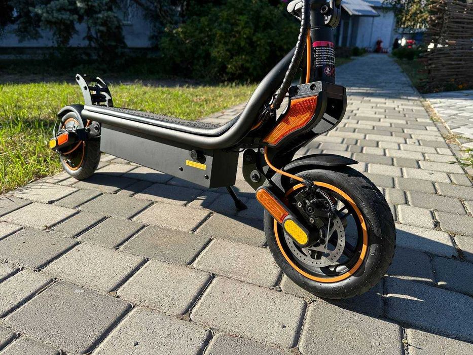 Електросамокат компактний на 500 Вт, X-boost F9.  НОВИНКА