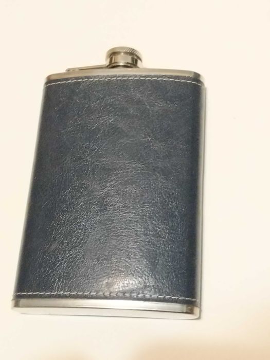 Фляга металева для води