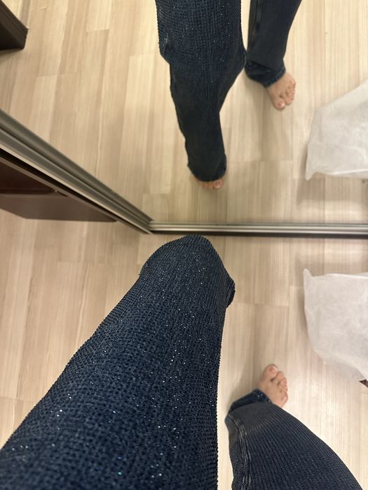 Джинсы  в стразах zara