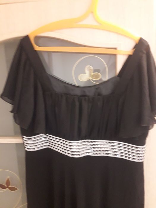 Вишукане плаття чорного кольору