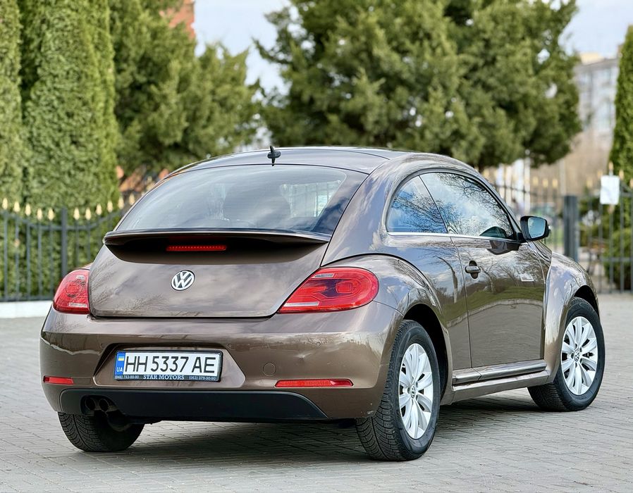 ОФІЦІЙНИЙ Volksvagen Beetle В Стані НОВОГО! Дуже Касивий вигляд Має!!!