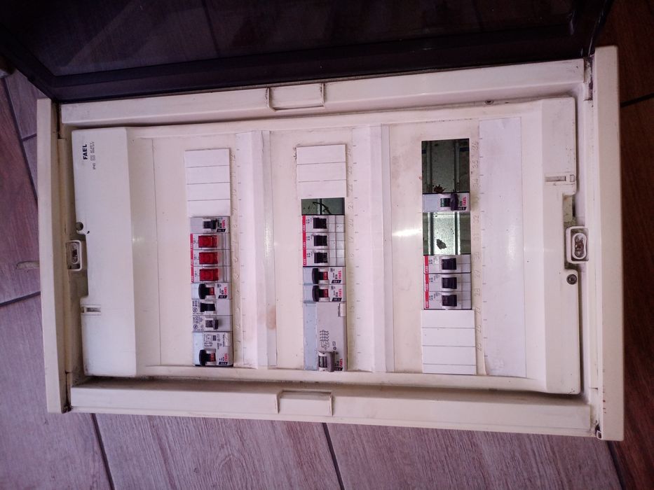 Roździelnia elektryczna