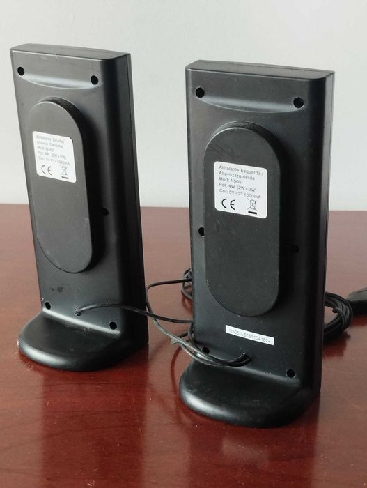 Colunas de Som USB Pretas