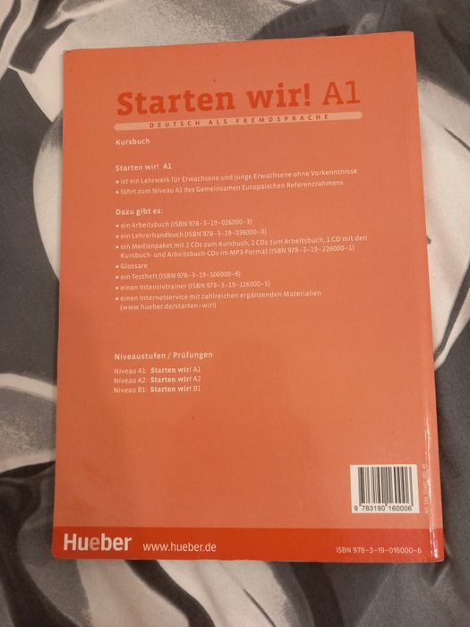 Manual e caderno de atividades alemão 11° ano