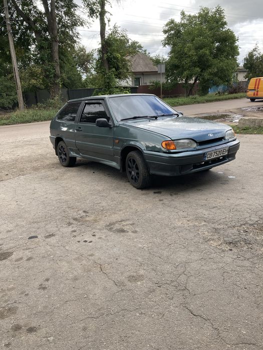 автомобіль в гарному стані,