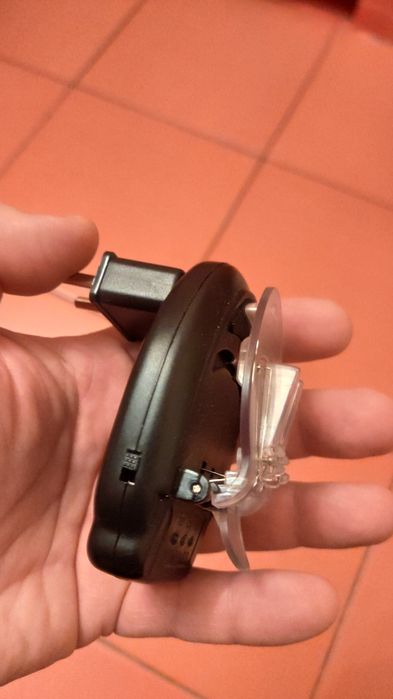 Зарядное устройство для любых аккумуляторов - лягушка зажим