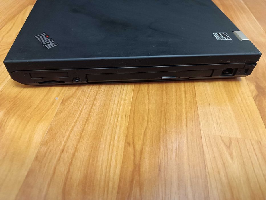 Lenovo T520 i5-2520/4 Gb/HDD 500gb/HD Graphics 3000 + NVS 4200m/15.6"