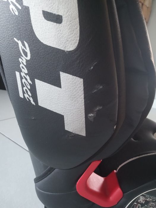 Fotelik Samochodowy Caretero Cameleon ISOFIX 9–36 kg 
Sprzedam