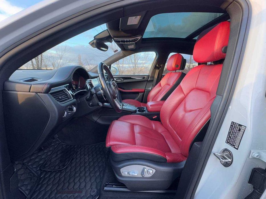2019 Porsche Macan продам