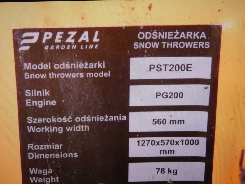 odśnieżarkę firmy PEZAL GARDEN LINE  PST 200E
