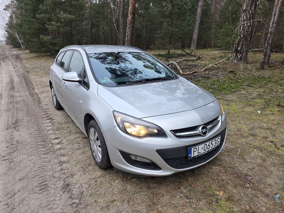 Opel Astra j kombi 1.6 CDTI SPORT TOURER
