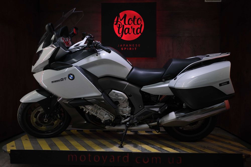BMW K1600GT із Японії
