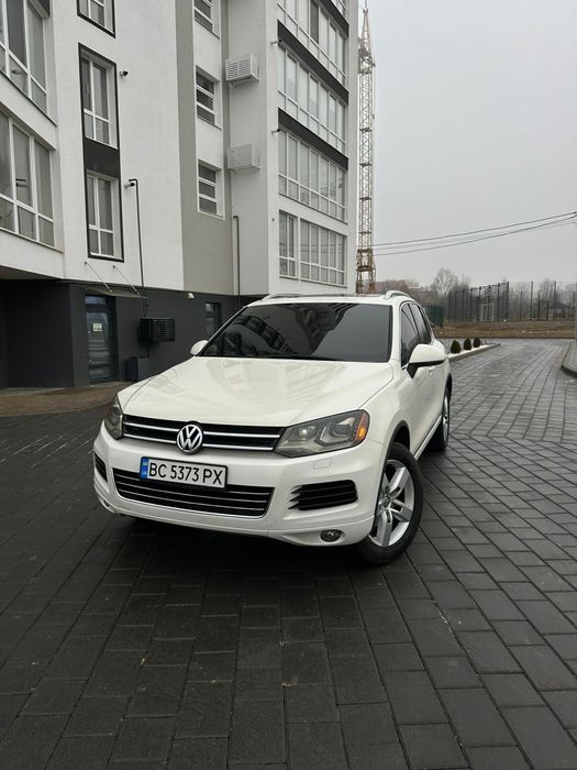 Продам туарега 2 3.0 дизель машина в зорошому стані що по кузову що технічно хороша комплектація камера заднього виду електро багажник шкіра панорама електро сидіння якщо виникають питання дзвоніть відповім на всі ваші запитання