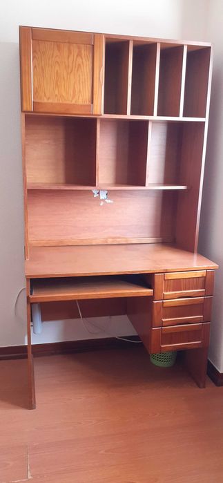 Vendo cama + móvel secretária