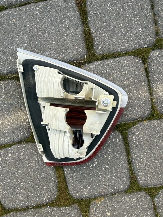 Lampy tył BMW e90