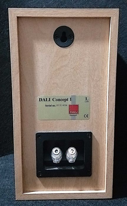 Colunas Dali Concept 1