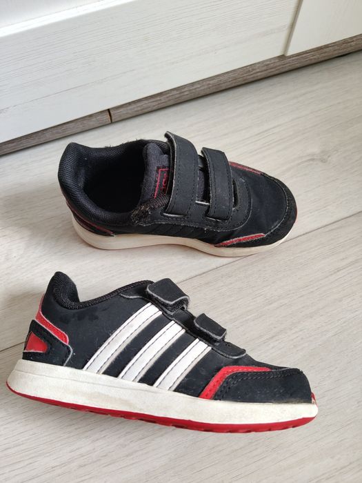 Buty sportowe adidas r. 24 (15cm)