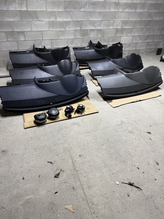 Торпеда , консоль Ауді а6 с6 чорна, сіра, синя