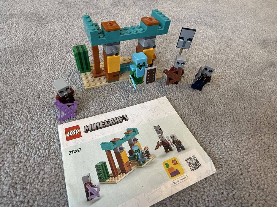 Конструктор LEGO Minecraft Пустельний патруль розбійника 105 деталей (21267)
