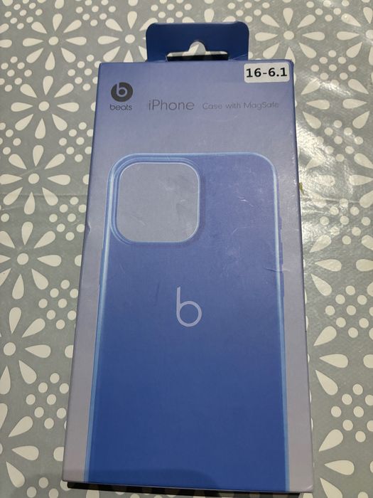 Capa beats iPhone 16 - 6.1
