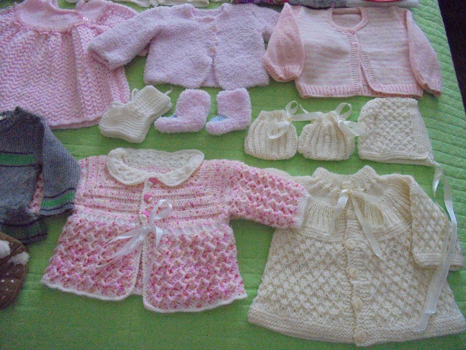 lote de roupa de menina bebé a caixa de musica