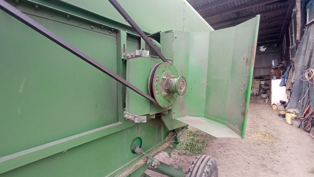 Продам JOHN DEERE 952