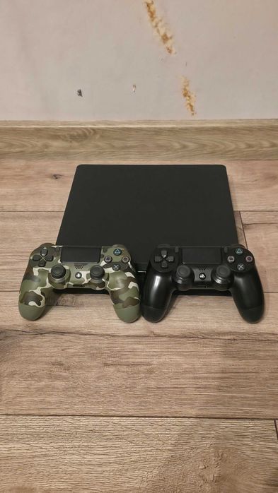 Playstation 4 slim