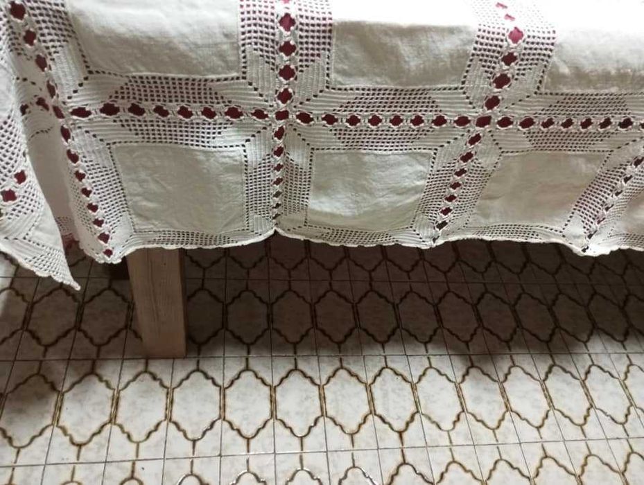 Toalha em linho e croche