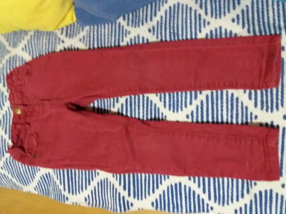 Calças cor de rosa